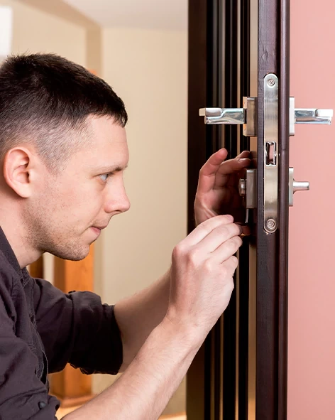 : Professional Locksmith For Commercial And Residential Locksmith Services in Stockton, CA
